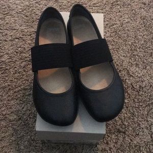 “CAMPER” slip on ballet slipper style shoes
